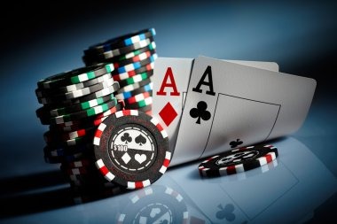 Live dealer Texas Poker table at live sdy
